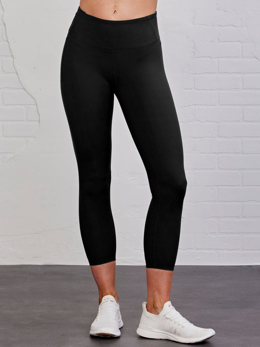 Sculptive Pocket 7/8 Legging - Black