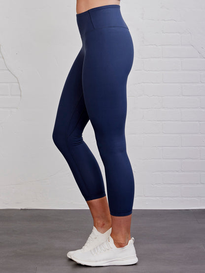 Sculptive Pocket 7/8 Legging - Midnight