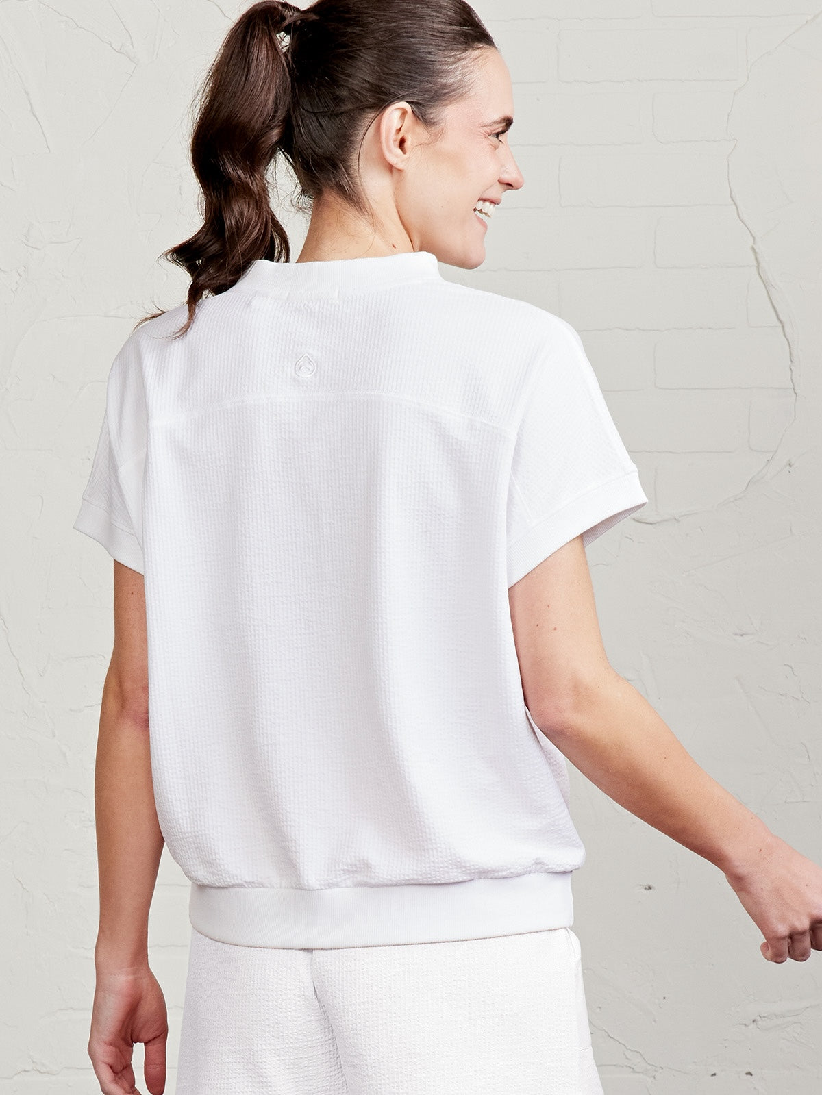 Villa Knit Seersucker Short Sleeve Henley - White