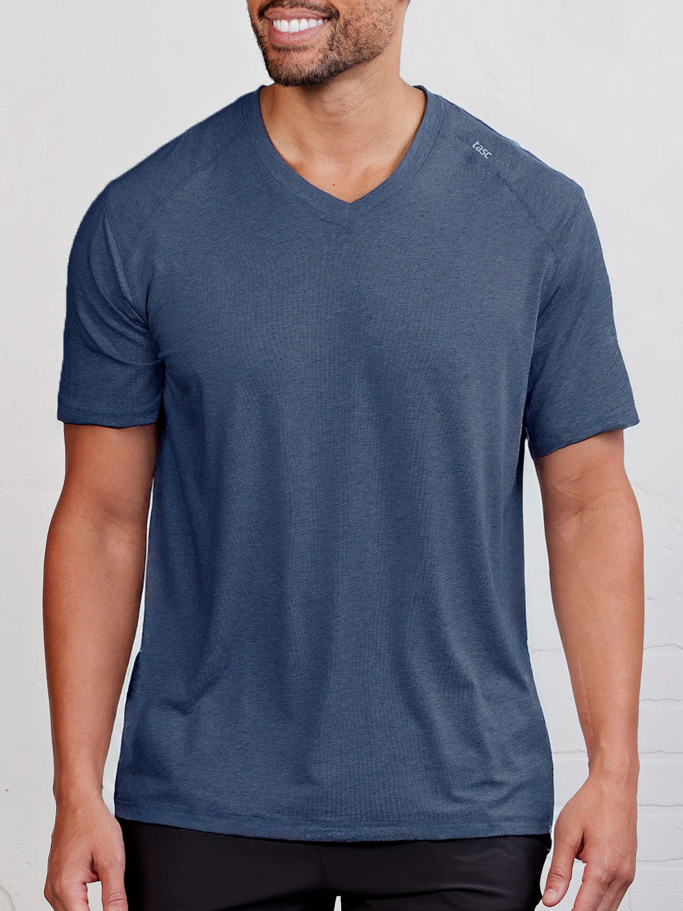 Carrollton Fitness V-Neck T-Shirt - Classic Navy Heather